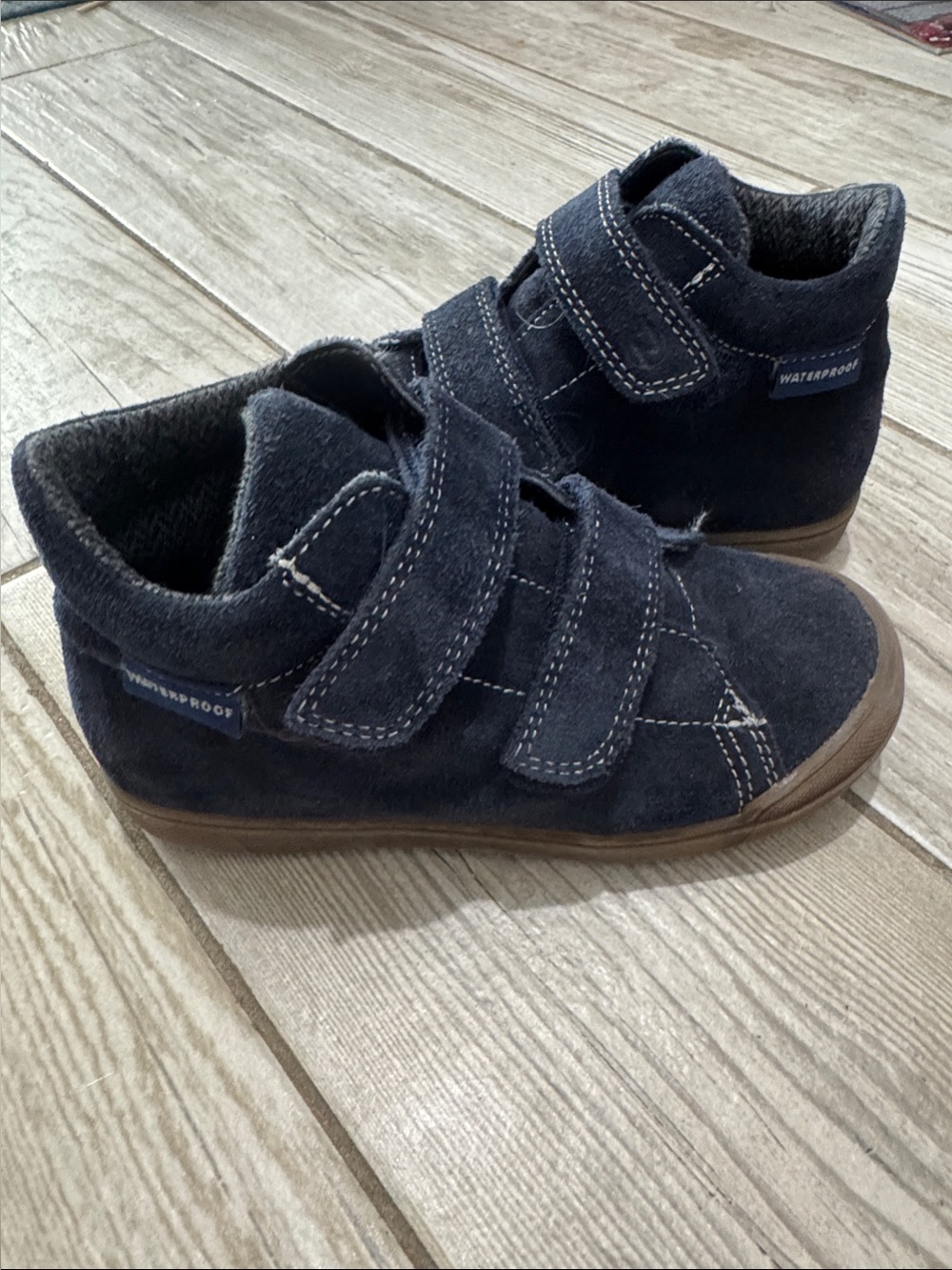 Naturino Navy Suede Double-Strap Kids Sneakers